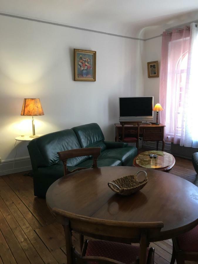 Aux Pieds De La Cathedrale Apartman Boulogne-sur-Mer Kültér fotó